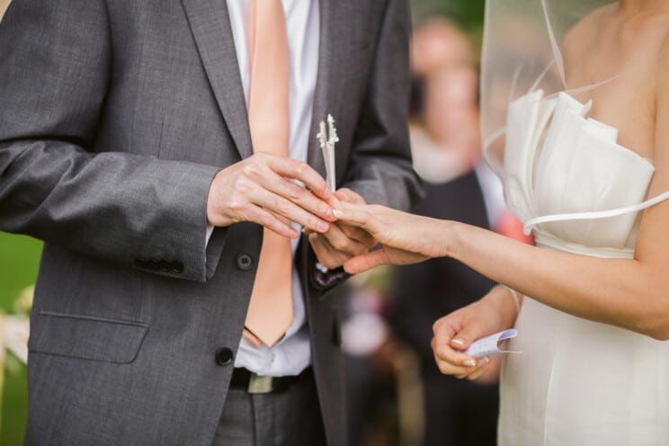 how much to give for a wedding gift cash