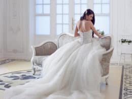 The Ultimate Guide to Choosing a Wedding Dress