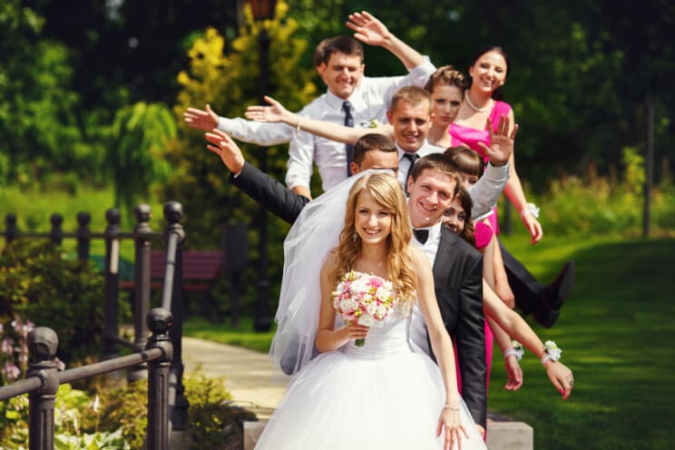 What are the five things you need for a wedding