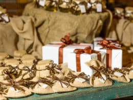 Wedding Favors on a Budget: Tips and Tricks