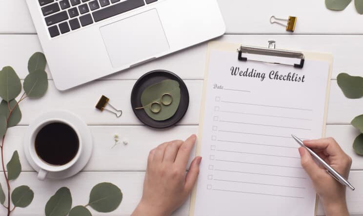 How do you plan a wedding wisely
