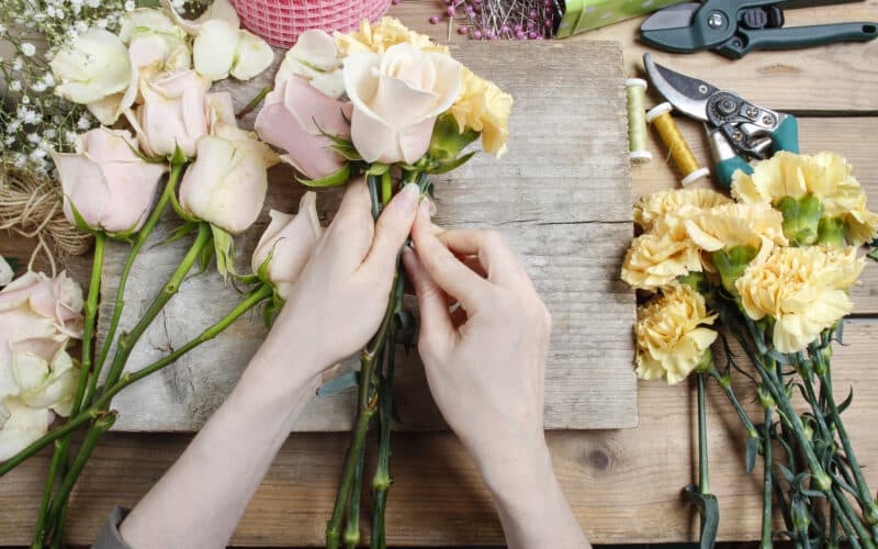 The Ultimate Guide to Choosing a Wedding Florist