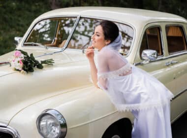 Vintage Wedding Dresses: Everything You Need to Know