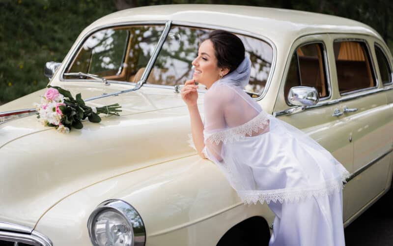 Vintage Wedding Dresses: Everything You Need to Know