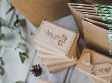 The Benefits of Personalized Wedding Favors