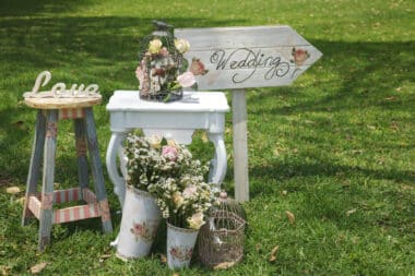 Diy Vs. Professional Wedding Vendors: Pros and Cons