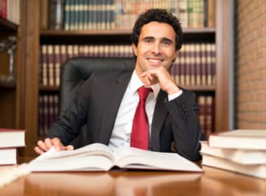 The Benefits of Hiring a Prenuptial Agreement Lawyer