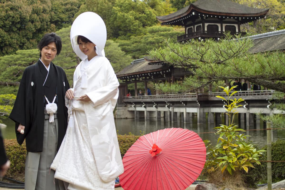 What is the wedding tradition in Japan?