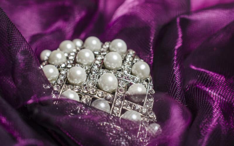 30th Wedding Anniversary Pearl Gift Options