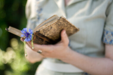 Examples of Aunt to Niece Wedding Poems