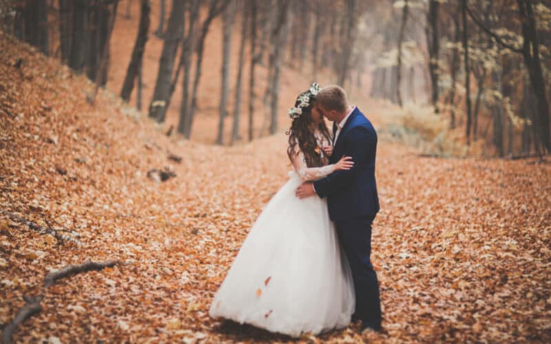 Should You Get Married in the Fall?