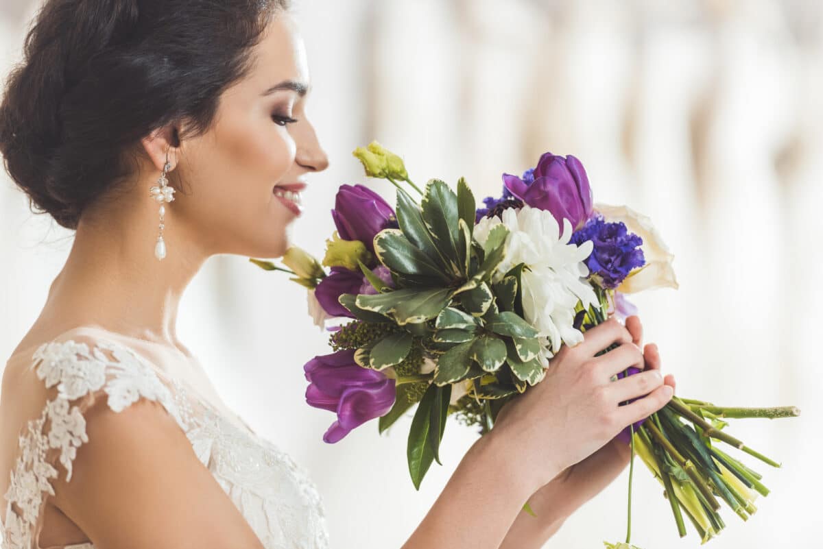 How do you preserve a real wedding bouquet?