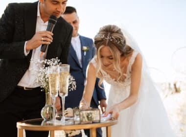 How to Choose Witnesses for Your Wedding