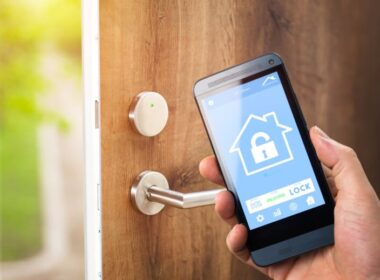 Yale Smart Door Lock Not Working (Troubleshooting Guide)
