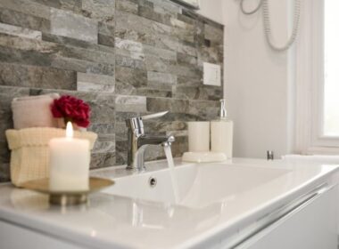 Are All Bathroom Sink Drain Pipes the Same Size?