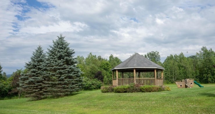 Does a heavy gazebo need to be anchored?
