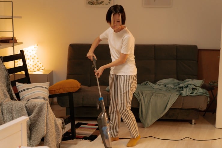 best way to clean vinyl flooring