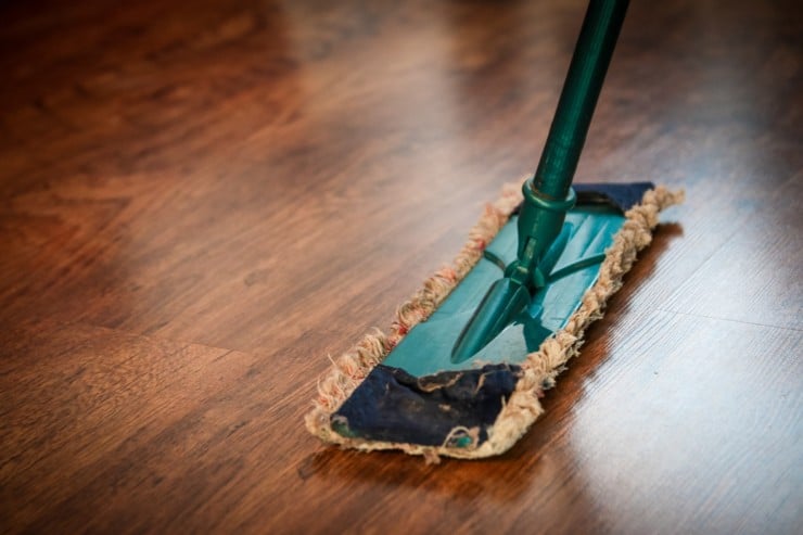 How to Make Vinyl Plank Floors Shine (Simple Steps)
