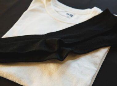 Is It Safe to Wash Black and White Clothes Together?