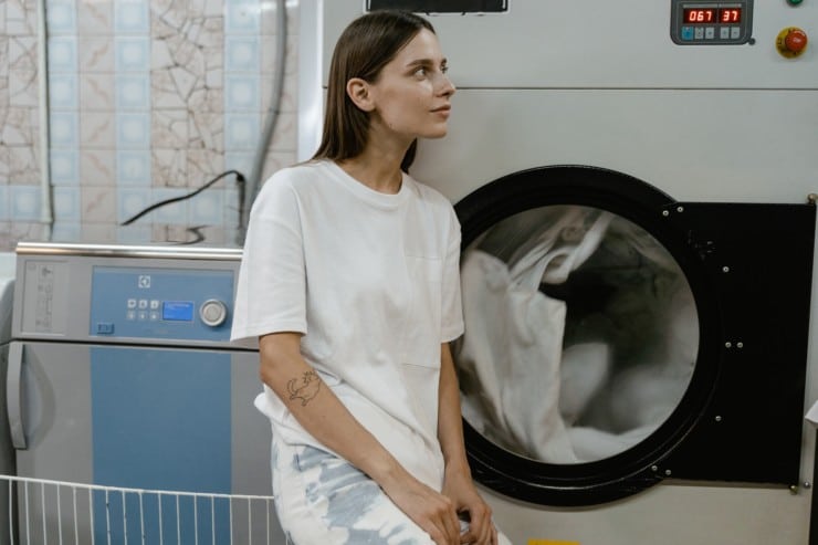 How to dampen washing machine sounds and vibration